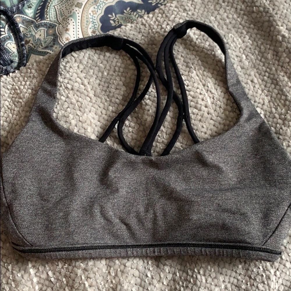 LULULEMON Free to be bra
